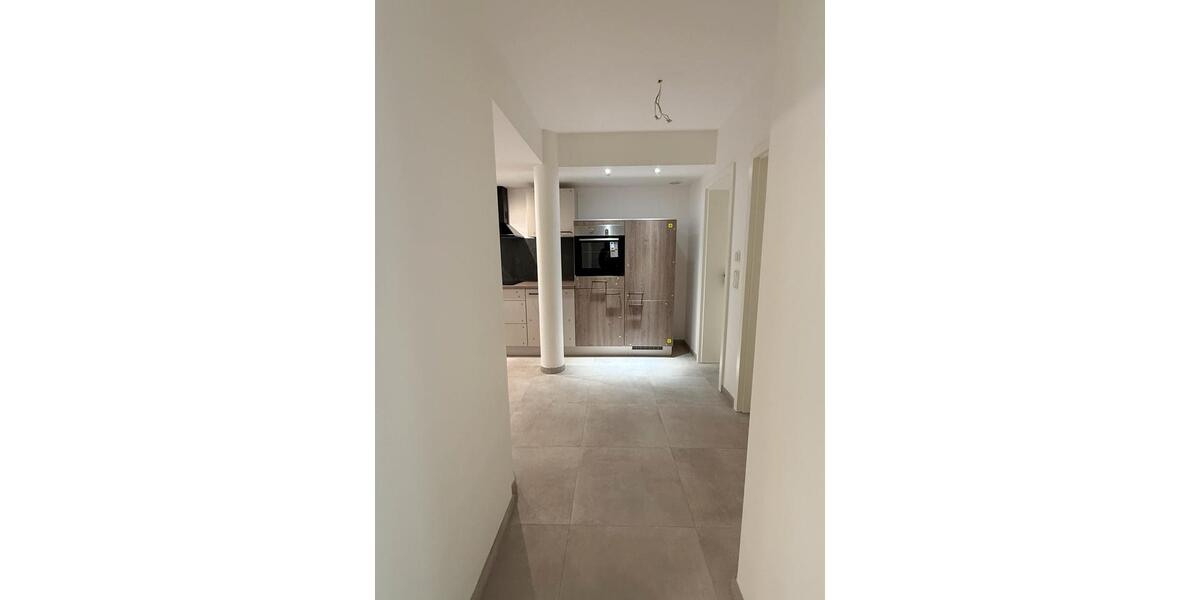 Etagenwohnung Köln Kalk - 3 Zimmer, 81 m&sup2;, 1.200&euro; | Angebot:26042235