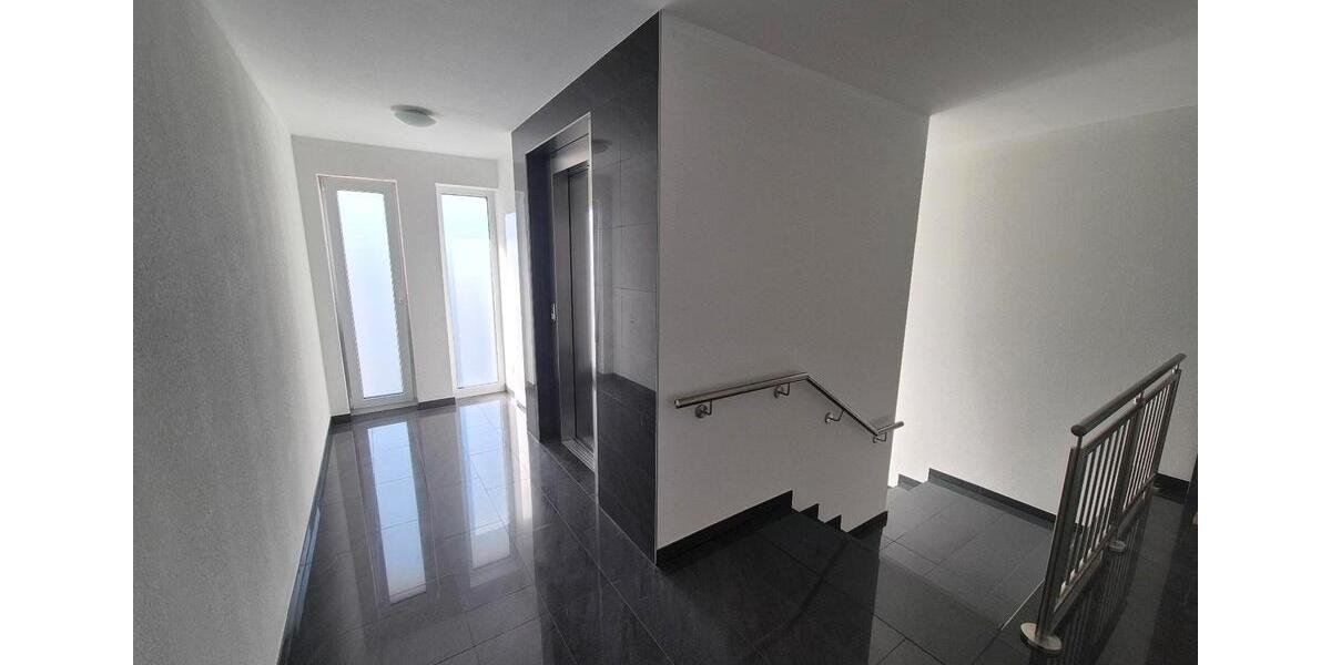 Dachgeschoßwohnung Düren - 3 Zimmer, 91 m&sup2;, 359.000&euro; | Angebot:25368998