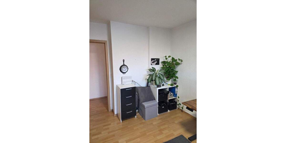 Etagenwohnung Siegburg Dreesch - 3 Zimmer, 67 m&sup2;, 630&euro; | Angebot:25796780