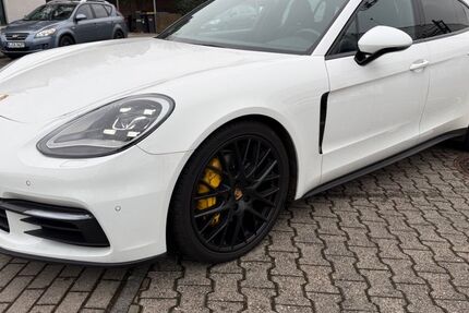 Porsche Panamera 126.000 km 57.950 &euro; Köln 50767