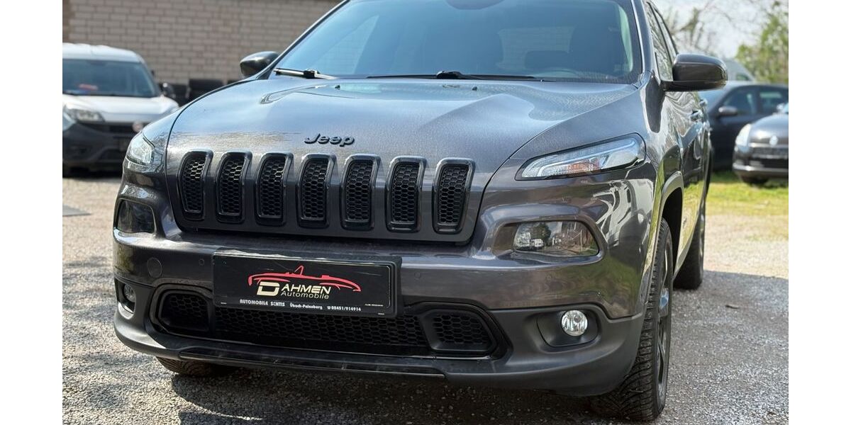Jeep Cherokee 272.000 km 4.900 &euro; Niederzier-Selhausen 52382