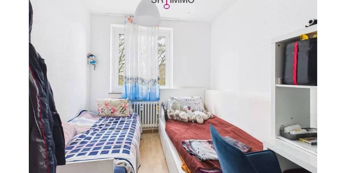 Etagenwohnung Köln Pesch - 4 Zimmer, 92 m&sup2;, 260.000&euro; | Angebot:26016577