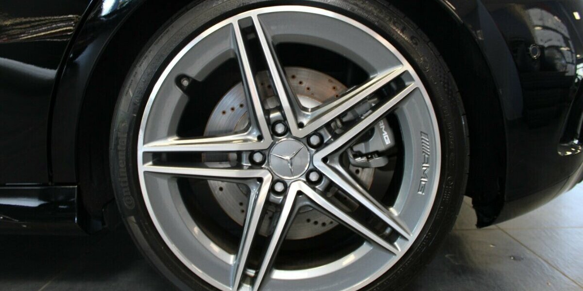 Mercedes-Benz A 45 AMG 4Matic + AMG Speedshift DCT 8G 36.341 km 43.980 &euro; Euskirchen 53881