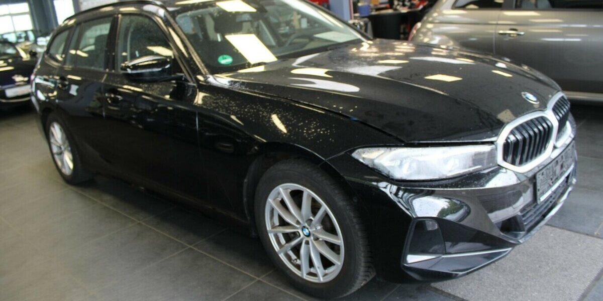 BMW 318 318i Touring Aut. 35.620 km 28.480 &euro; Euskirchen 53881
