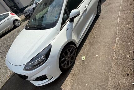 Ford Fiesta 47.300 km 15.300 &euro; Köln 50935