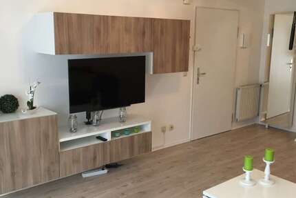 Wohnung Köln / Niehl Niehl - 2 Zimmer, 77 m&sup2;, 1.490&euro; | Angebot:25457645