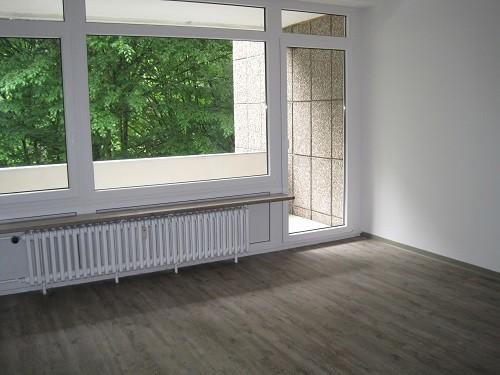 Etagenwohnung Bonn Tannenbusch - 3 Zimmer, 76 m&sup2;, 888&euro; | Angebot:25880800
