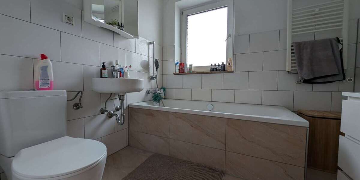 Etagenwohnung Bonn Hardtberg - 3 Zimmer, 65 m&sup2;, 248.000&euro; | Angebot:25217053