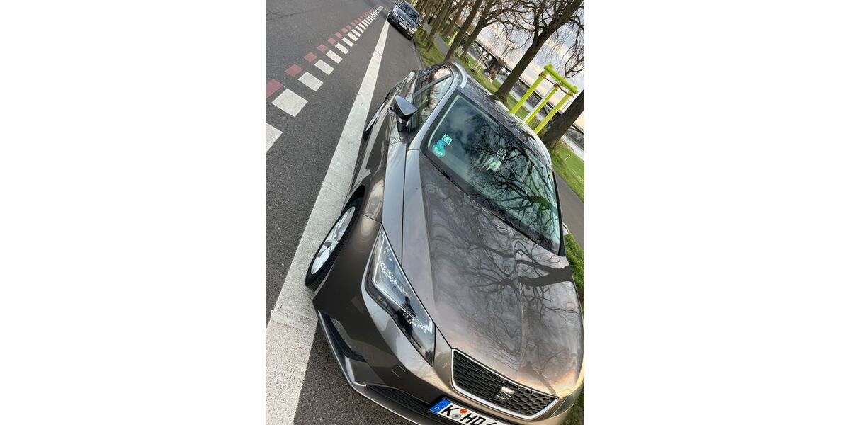 Seat Leon 210.100 km 7.000 &euro; Köln 51107