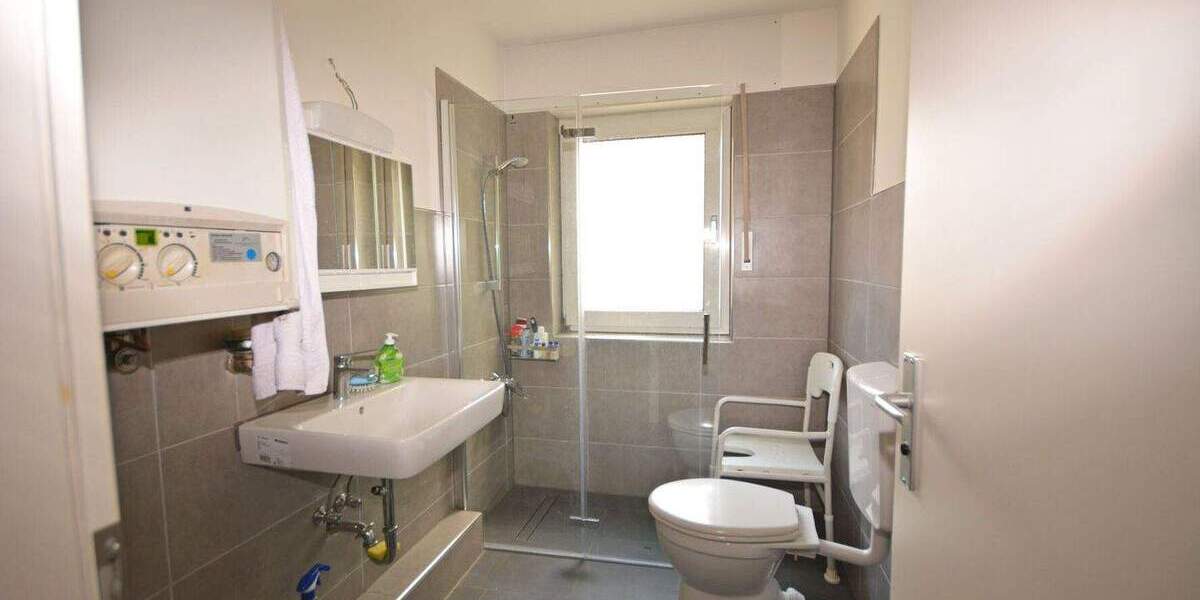 Etagenwohnung Köln Zündorf - 3 Zimmer, 66 m&sup2;, 225.000&euro; | Angebot:25709849