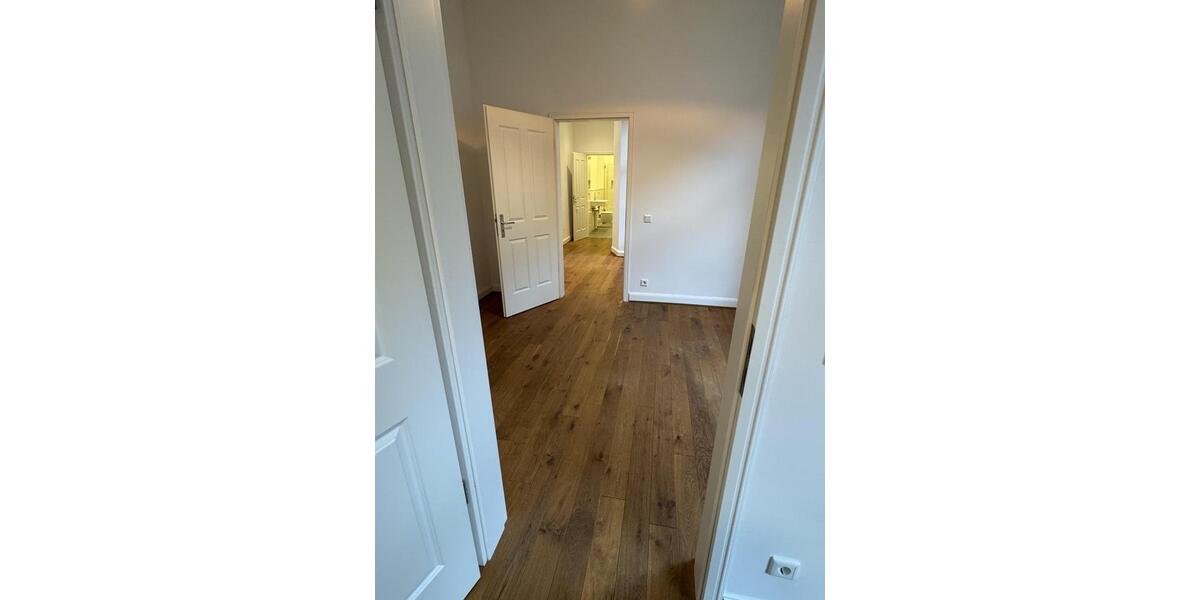Etagenwohnung Köln Kalk - 4 Zimmer, 112 m&sup2;, 1.705&euro; | Angebot:26021645