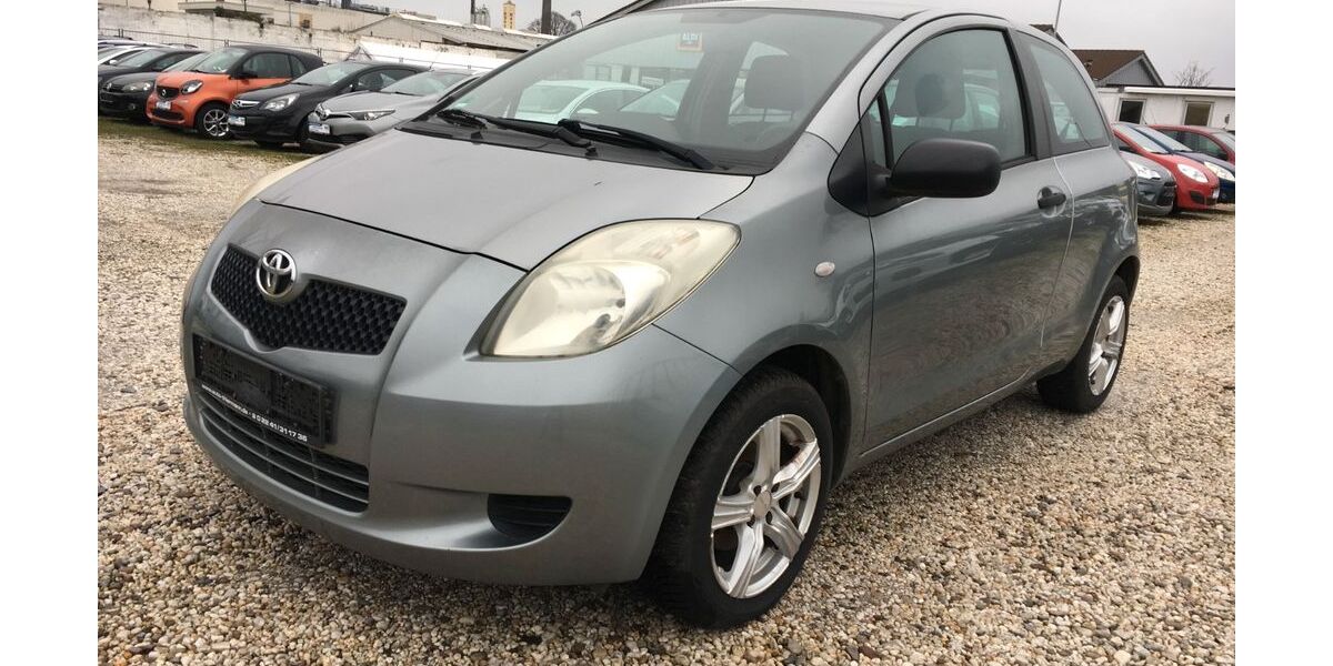 Toyota Yaris 260.000 km 1.699 &euro; Bonn 53227