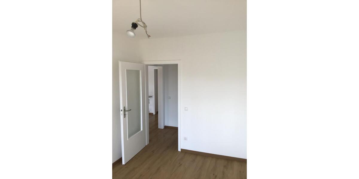 Etagenwohnung Köln Kalk - 4 Zimmer, 105 m&sup2;, 1.520&euro; | Angebot:26040989