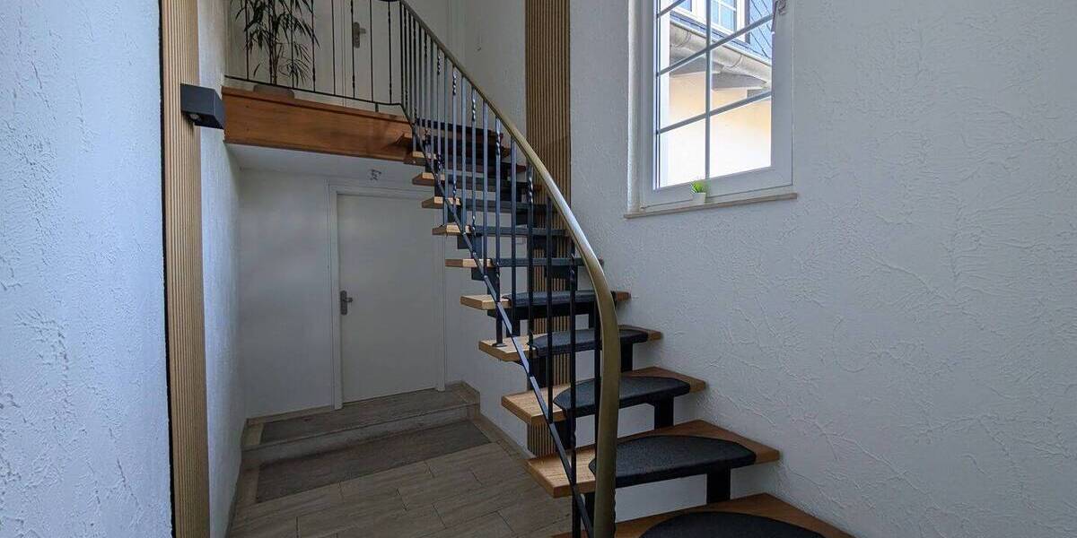 Mehrfamilienhaus, Wohnhaus Erftstadt Lechenich - 7 Zimmer, 211 m&sup2;, 895.000&euro; | Angebot:26570469