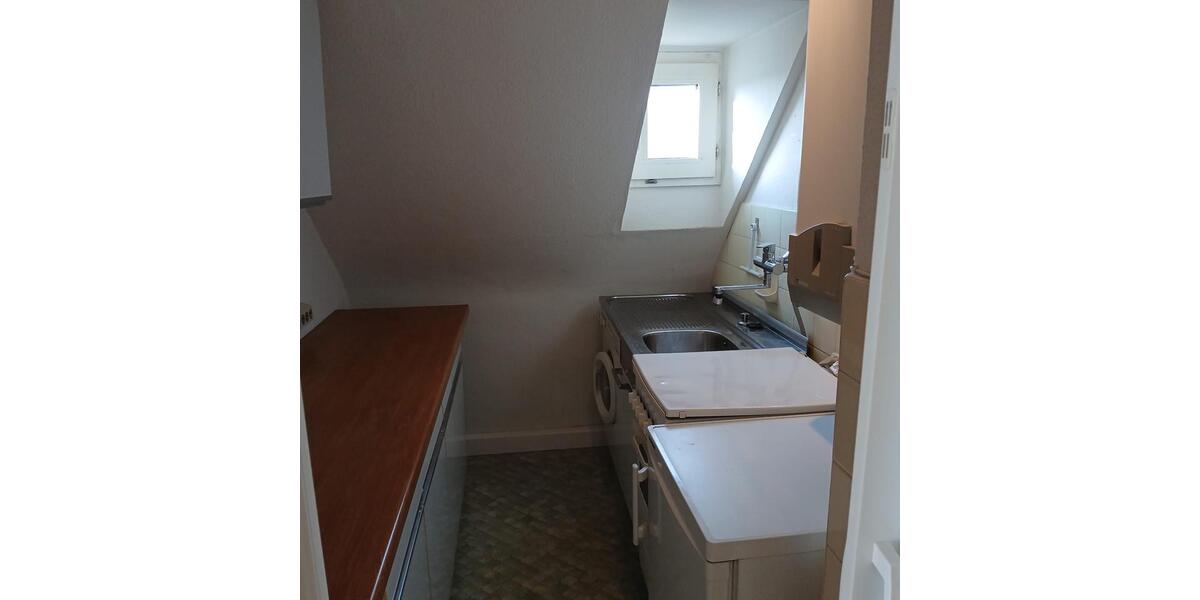 Dachgeschoßwohnung Köln Kalk - 3 Zimmer, 45 m&sup2;, 700&euro; | Angebot:25340193