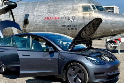 Tesla Model 3 19.500 km 29.990 &euro; Köln 50767