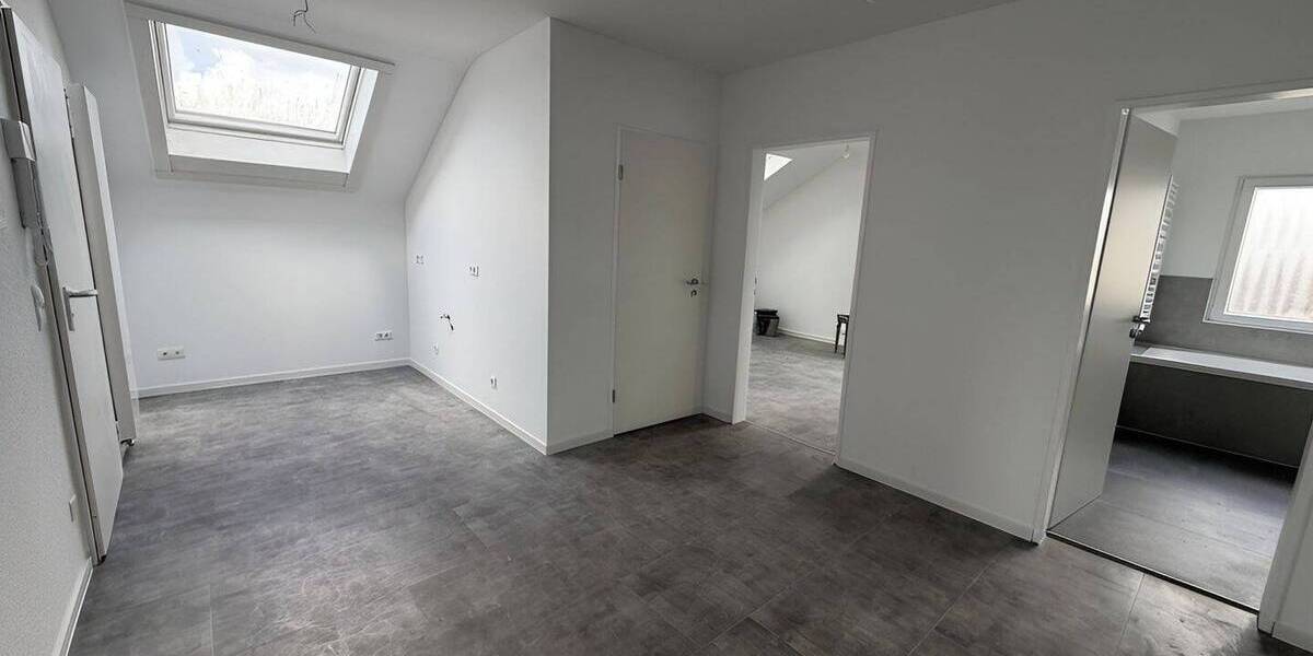 Etagenwohnung Sankt Augustin Hangelar - 2 Zimmer, 102 m&sup2;, 1.480&euro; | Angebot:26108266