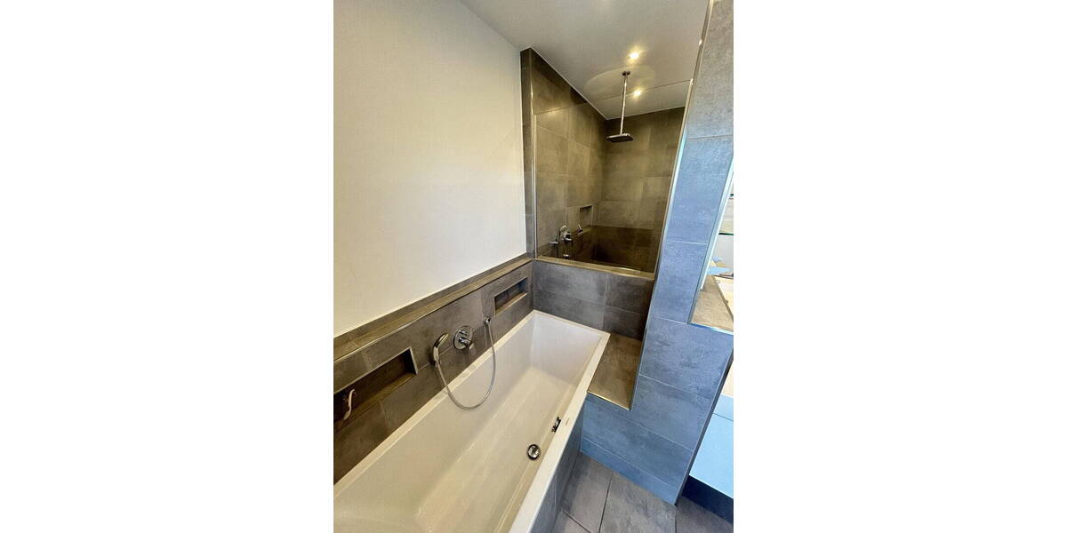 Etagenwohnung Troisdorf Müllekoven - 5 Zimmer, 226 m&sup2;, 890.000&euro; | Angebot:26117835