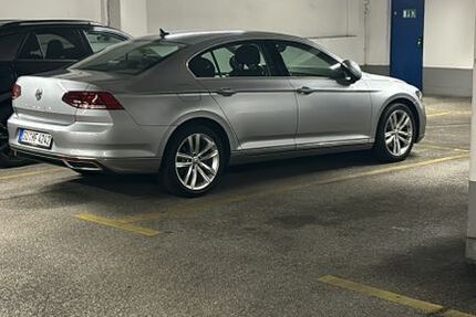 VW Passat 97.000 km 18.900 &euro; Niederkassel 53859
