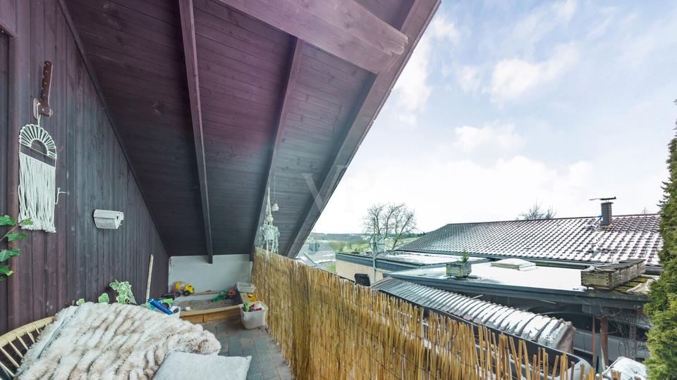 Dachgeschoßwohnung Lohmar - 3 Zimmer, 122 m&sup2;, 1.280&euro; | Angebot:25304414