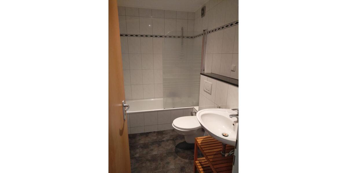Etagenwohnung Köln Mülheim - 1 Zimmer, 35 m&sup2;, 530&euro; | Angebot:25891424