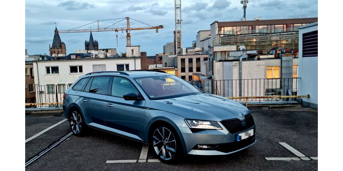 Skoda Superb 117.000 km 23.400 &euro; Köln 50829