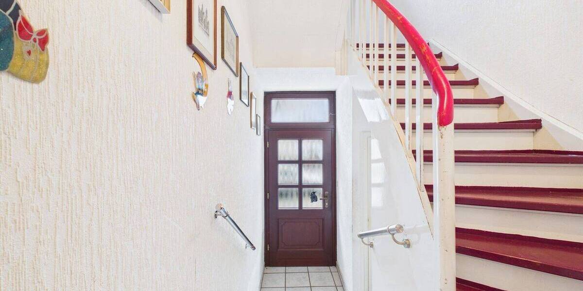 Reihenmittelhaus Düren Distelrath - 5 Zimmer, 130 m&sup2;, 197.000&euro; | Angebot:26417283