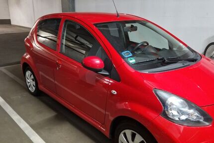 Toyota Aygo (X) 96.000 km 3.800 &euro; Siegburg 53721