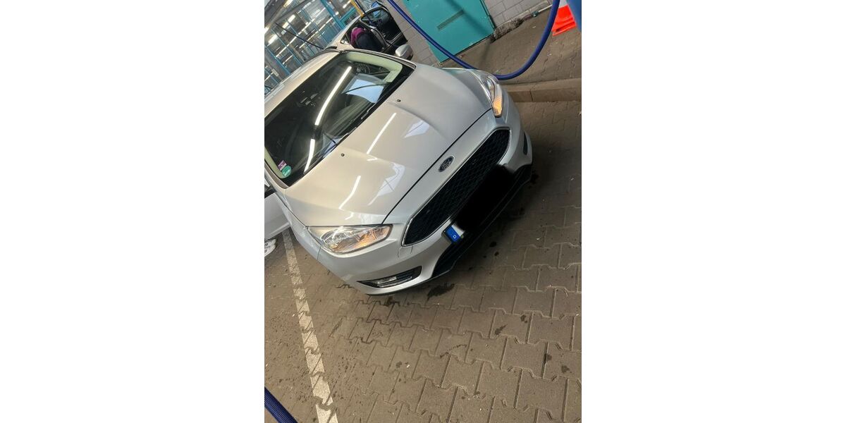 Ford Focus 192.500 km 7.990 &euro; Leverkusen 51373