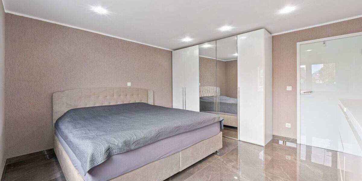 Einfamilienhaus Bergheim Hüchelhoven - 6 Zimmer, 180 m&sup2;, 850.000&euro; | Angebot:25737355