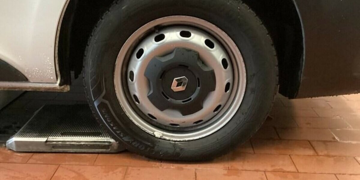 Renault Trafic L2H1 Sth Regale/Schraubst EU6 GARANTIE 85.000 km 17.000 &euro; Erftstadt 50374