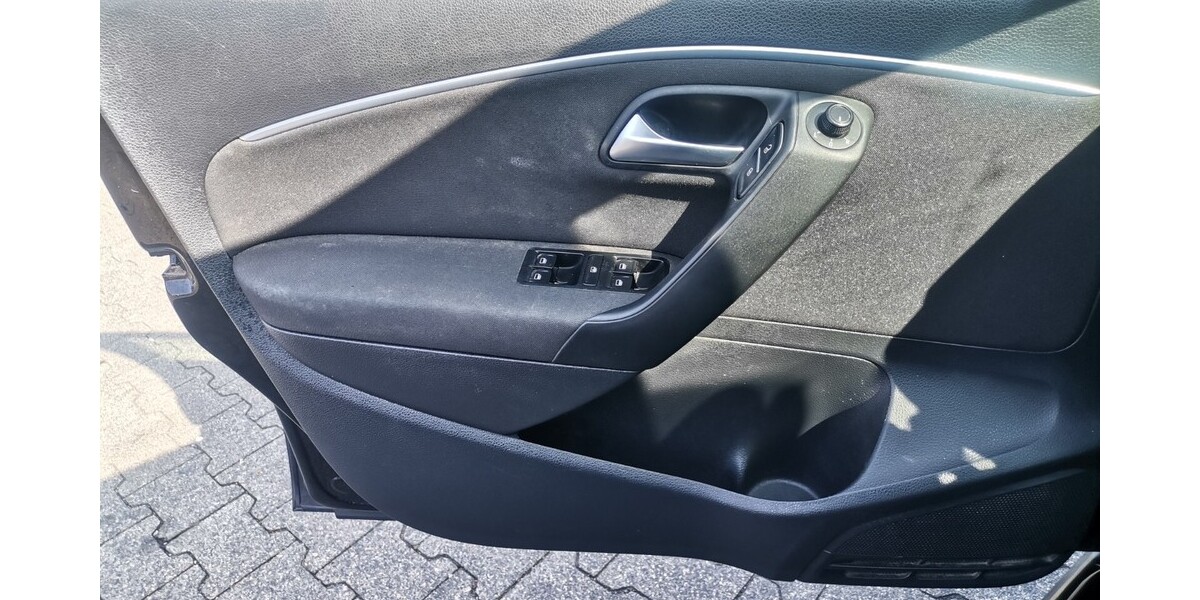 VW Polo 189.800 km 6.299 &euro; Köln 50667