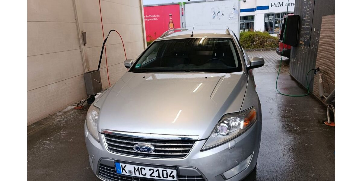 Ford Mondeo 239.580 km 3.150 &euro; Köln 51147