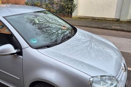 VW Golf 212.000 km 2.300 &euro; Leverkusen 51373