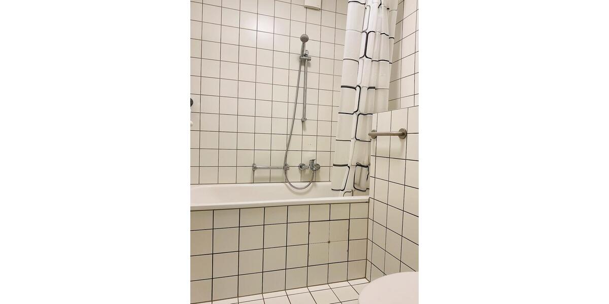 Etagenwohnung Bonn Bad Godesberg - 2 Zimmer, 65 m&sup2;, 721&euro; | Angebot:24555697