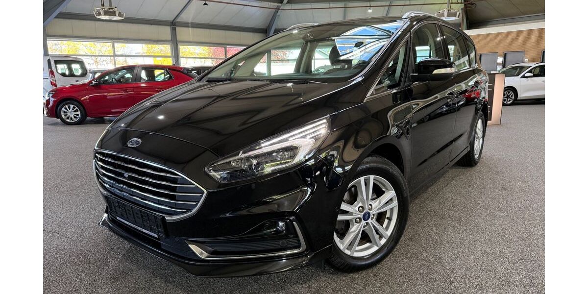 Ford S-Max 74.361 km 22.980 &euro; Troisdorf 53842