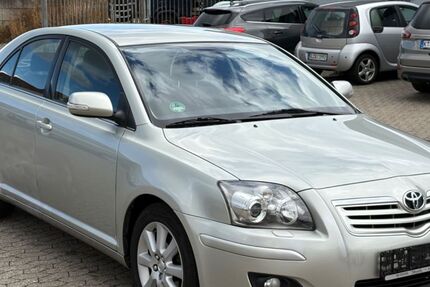 Toyota Avensis 134.120 km 5.950 &euro; Bornheim 53332