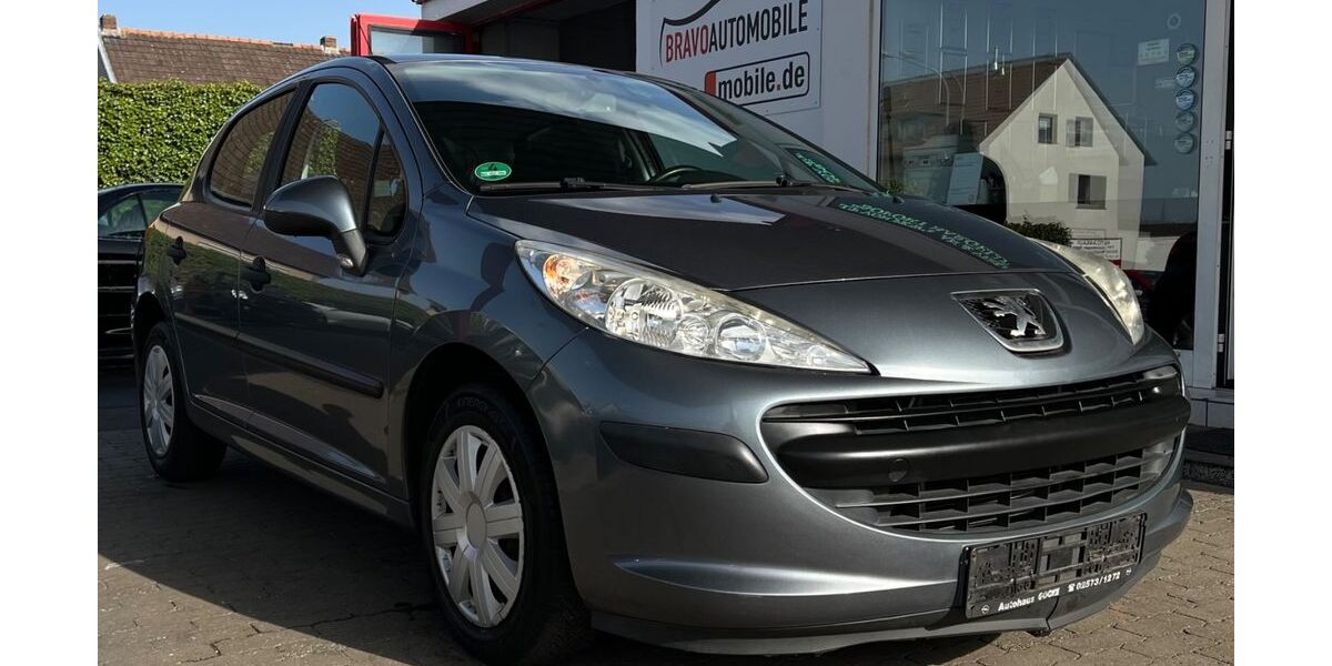 Peugeot 207 125.000 km 3.499 &euro; Euskirchen 53879