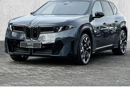 BMW iX3 5.900 km 82.680 &euro; Köln 51063