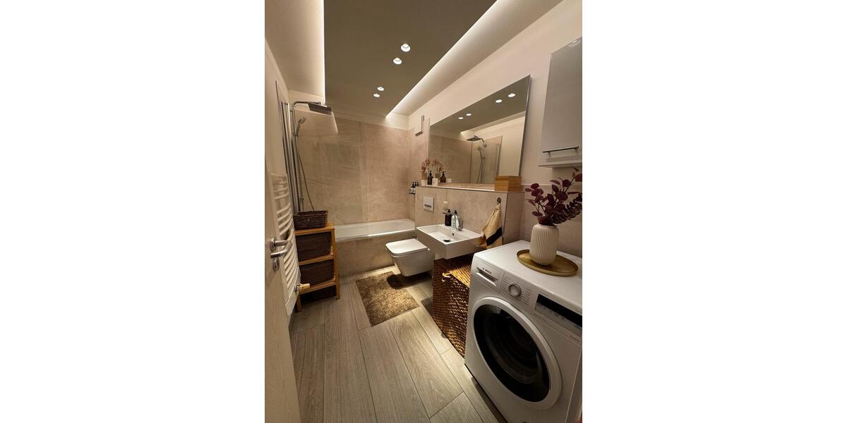 Etagenwohnung Köln Mülheim - 3 Zimmer, 86 m&sup2;, 1.800&euro; | Angebot:25992989