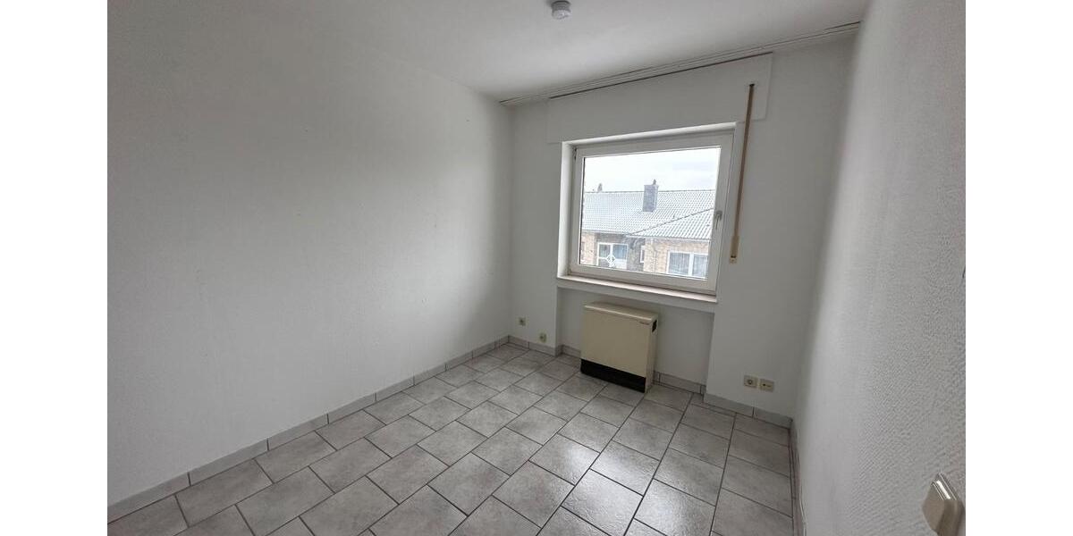 Etagenwohnung Bergheim Auenheim - 3 Zimmer, 91 m&sup2;, 780&euro; | Angebot:26067479
