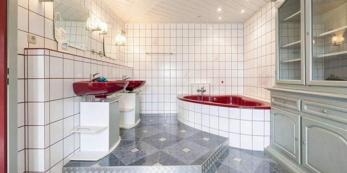 Einfamilienhaus Bonn Röttgen - 4 Zimmer, 140 m&sup2;, 499.000&euro; | Angebot:25739549