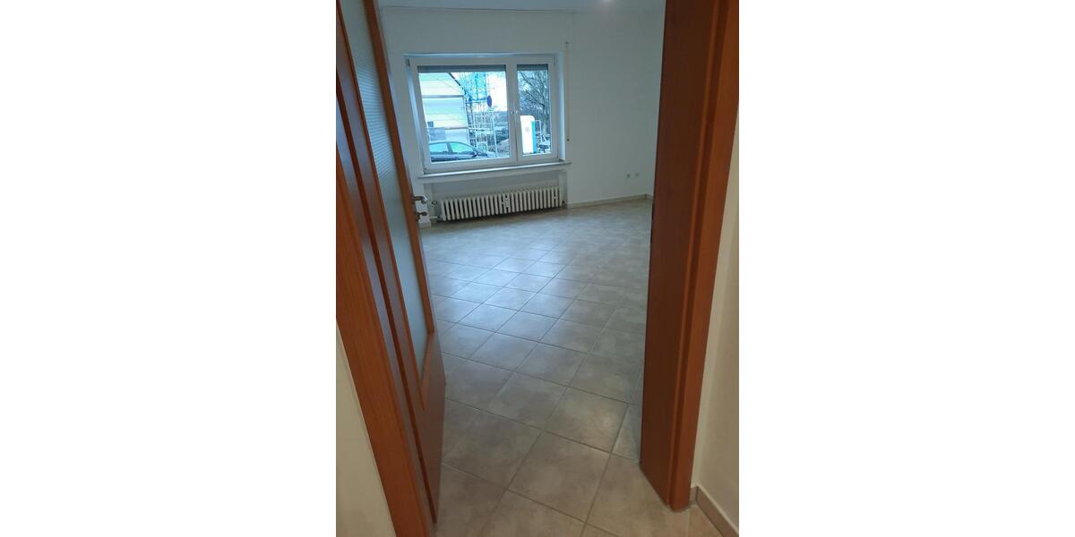 Erdgeschoßwohnung Bonn Gielgen - 2.5 Zimmer, 72 m&sup2;, 950&euro; | Angebot:26652918