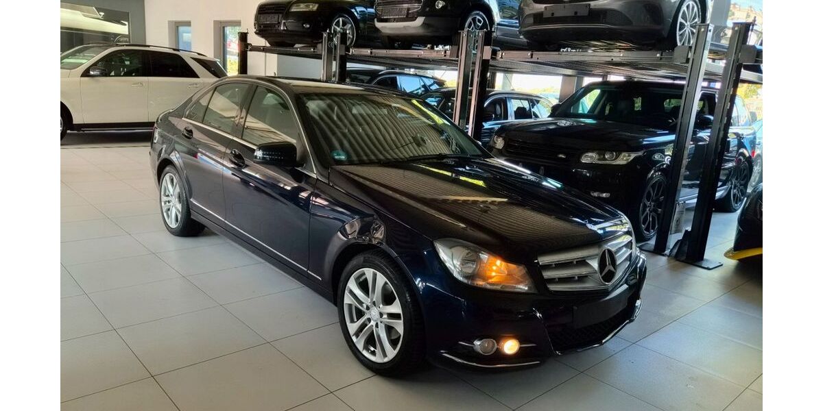 Mercedes-Benz C 200 220.000 km 6.850 &euro; Brühl 50321