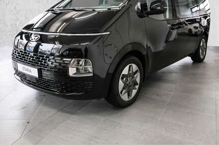 Hyundai STARIA 16.671 km 37.370 &euro; Köln Süd 50968