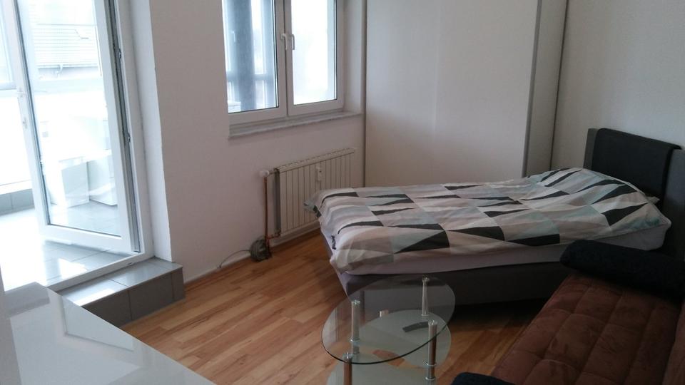 Etagenwohnung Köln Ehrenfeld - 1 Zimmer, 56 m&sup2;, 825&euro; | Angebot:26014770