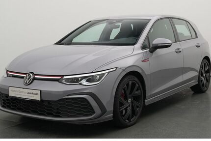 VW Golf 25.532 km 28.980 &euro; Leverkusen 51379