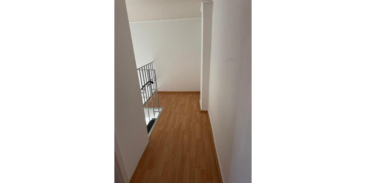Maisonettenwohnung Troisdorf Bergheim - 4 Zimmer, 107 m&sup2;, 1.400&euro; | Angebot:26580793