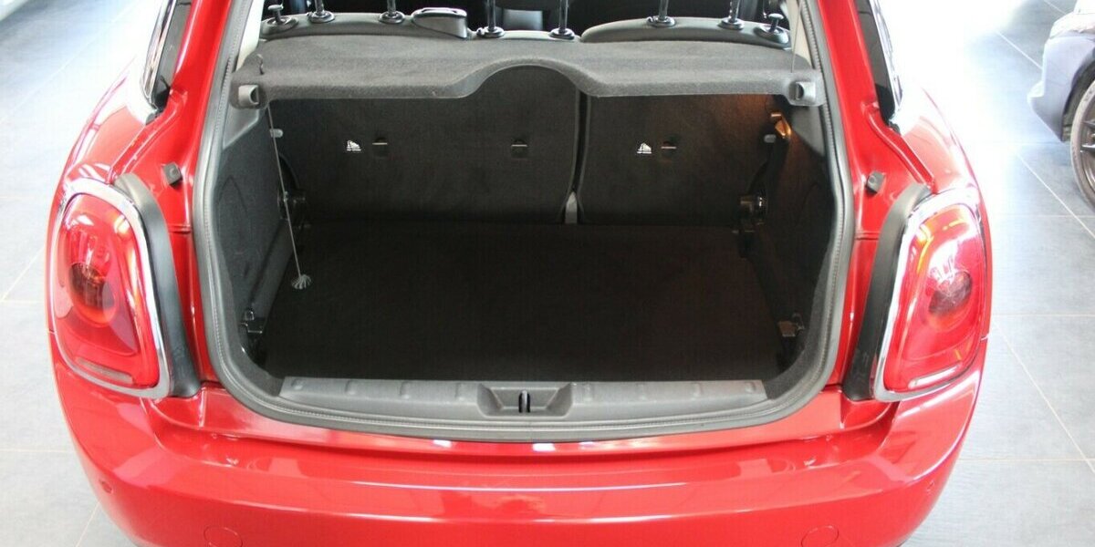 Mini Cooper Pepper - 5-Türig - Navi - SHZ - PDC - 83.970 km 11.980 &euro; Euskirchen 53881