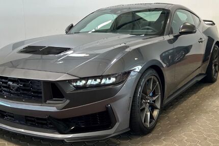 Ford Mustang 10.800 km 61.880 &euro; Pulheim 50259